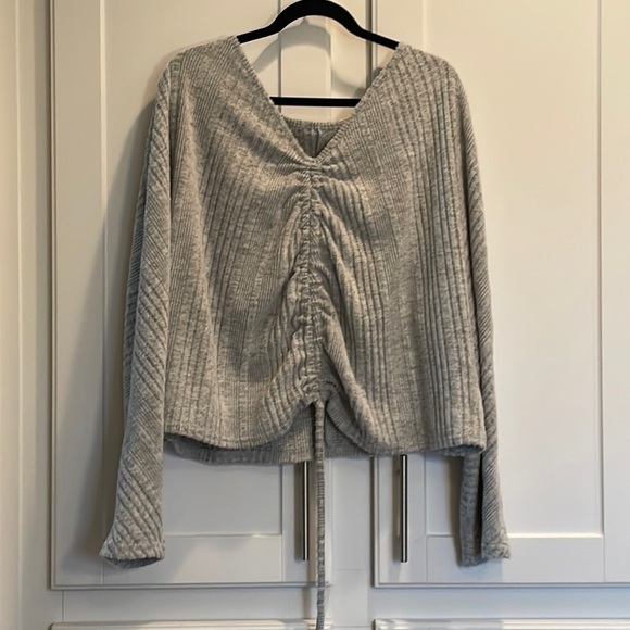 Shein Curve Crop Top Woman's Plus Size 2X - Picture 2 of 10